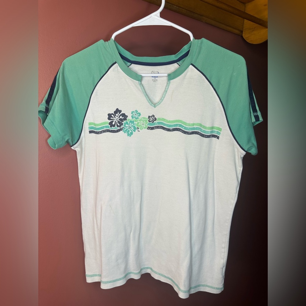 Vintage/Y2k baby tee